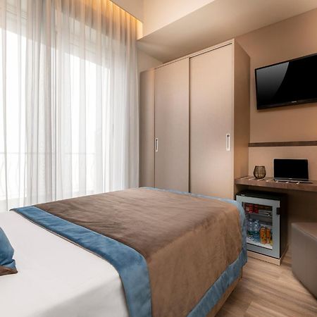 Hotel Continental Rimini Esterno foto