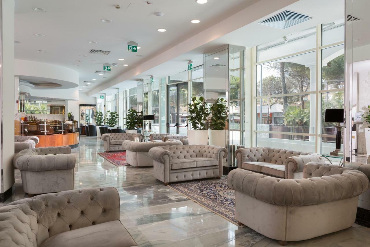 Hotel Continental Rimini Esterno foto